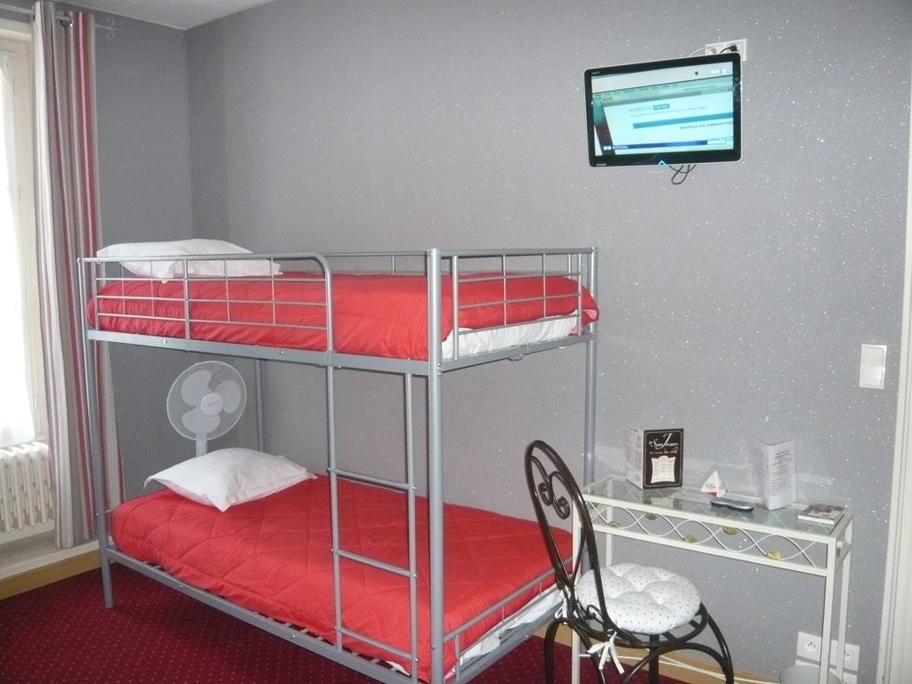 בלואה Hotel - Restaurant Saint Jacques מראה חיצוני תמונה