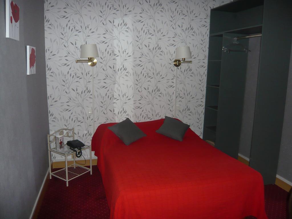 בלואה Hotel - Restaurant Saint Jacques מראה חיצוני תמונה