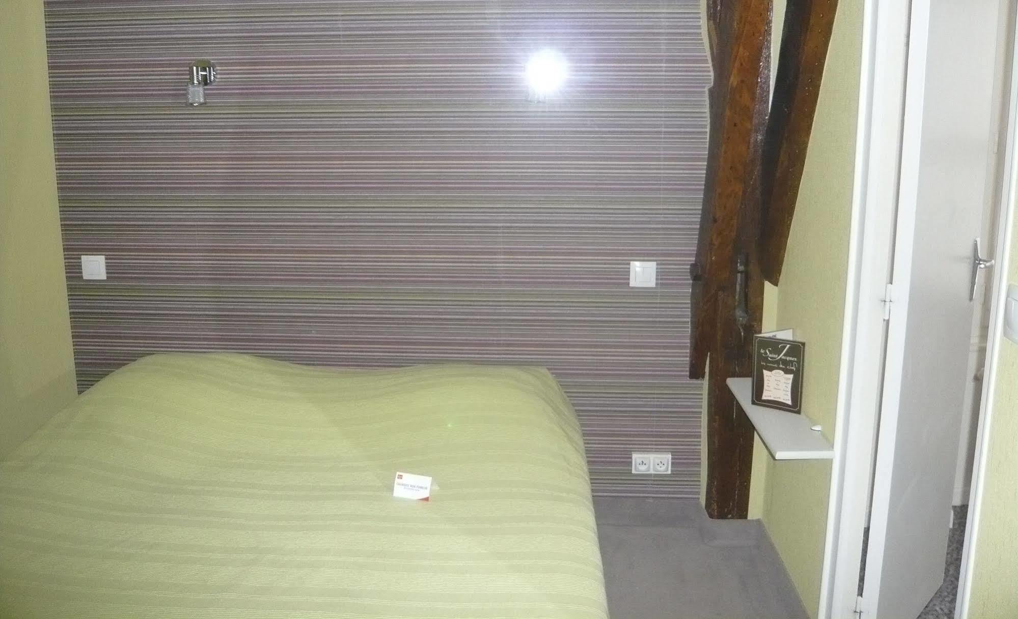 בלואה Hotel - Restaurant Saint Jacques מראה חיצוני תמונה